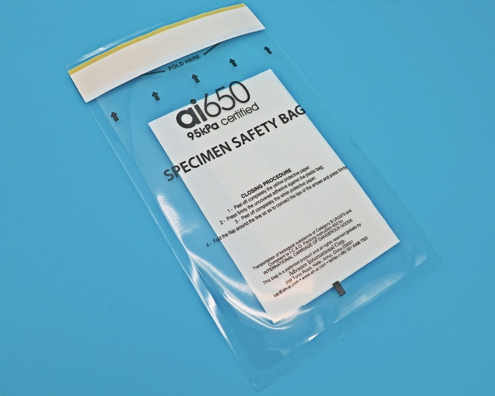 Caja de envío de muestras plegables a todo color con acabado brillante