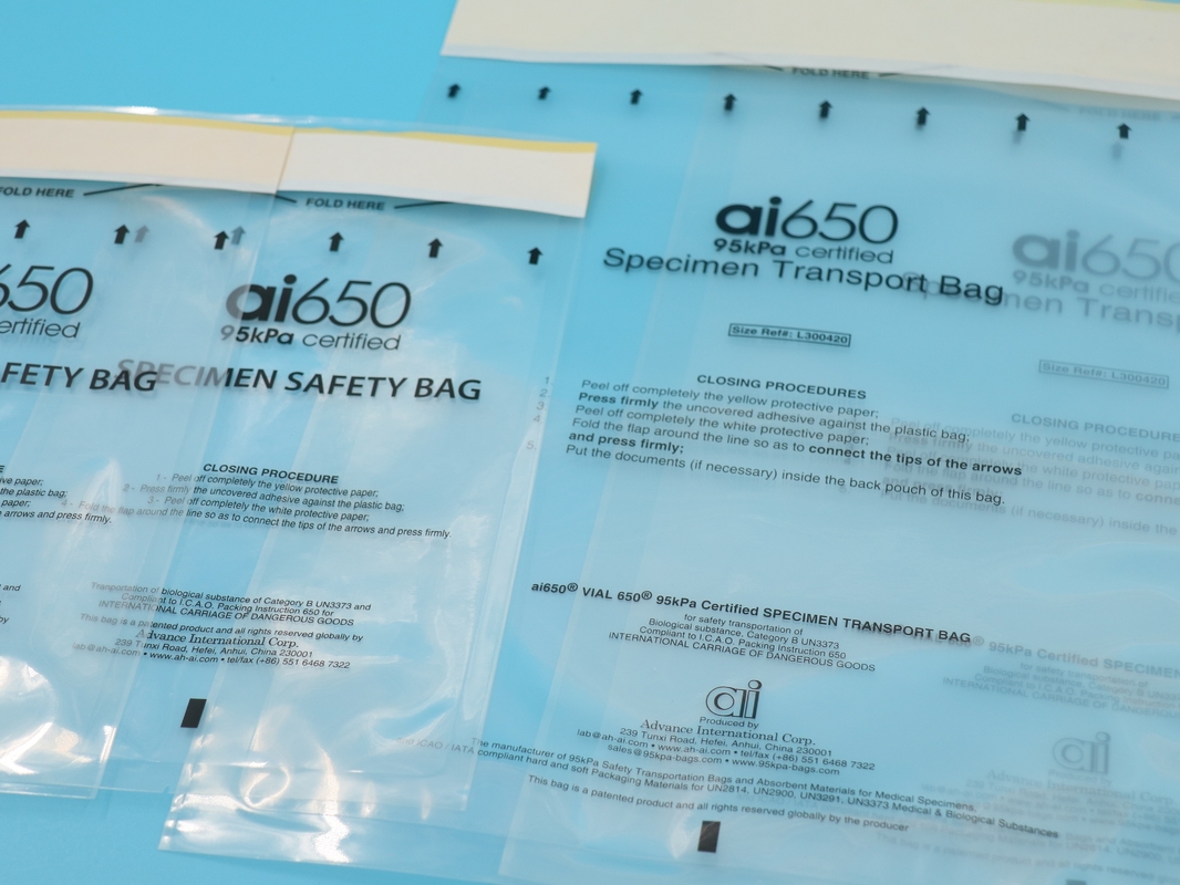 3 capas / 2 capas Laboratorio Amigable con el medio ambiente Muestra médica de riesgo biológico Canguro Recolección de transporte Bolsa de 95kpa